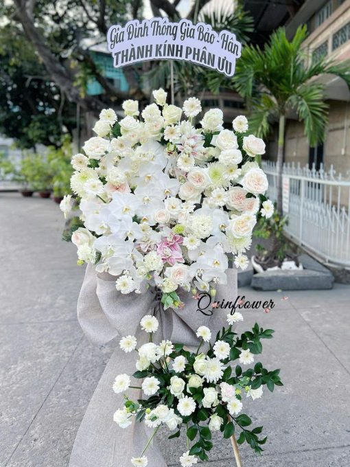 Kệ hoa tang viếng thiết kế chia buồn thương tiếc
