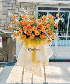Kệ hoa khai trương cam spirit rực rỡ hiện đại