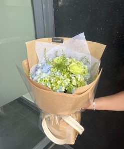 Bó hoa cẩm tú cầu xanh bơ mix xanh dương – Hoa bó tươi đẹp giá rẻ TP.HCM