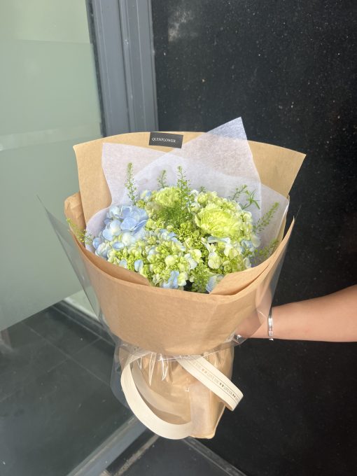 Bó hoa cẩm tú cầu xanh bơ mix xanh dương – Hoa bó tươi đẹp giá rẻ TP.HCM