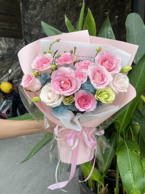 Bo hoa hong kem lovely